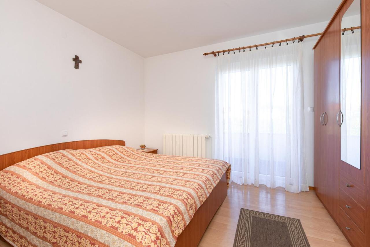 2-Bedroom Krk Apartment - Near Krk Beaches & Town! كرك المظهر الخارجي الصورة